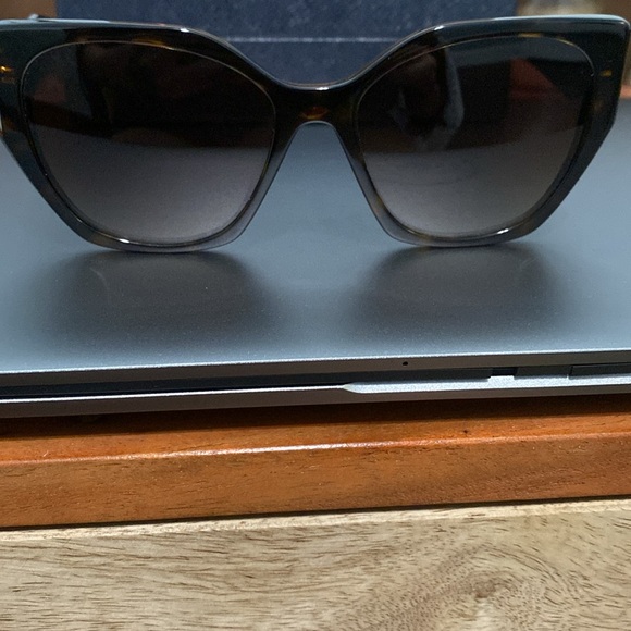 NEW Prada SPR 19Z - Picture 10 of 11